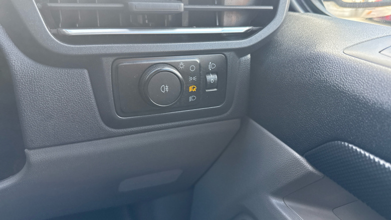 Ford Transit Custom 300 L1 Diesel Fwd 2.0 EcoBlue 136ps H1 Van Limited